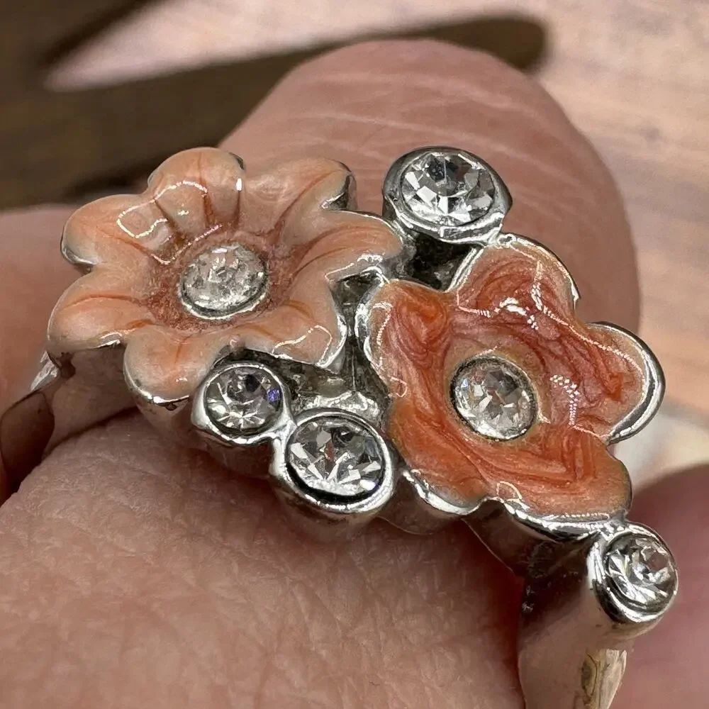 Silver Tone Ring Orange‎ Floral Enamel Rhinestone Accents Size 9 Costume Jewelry